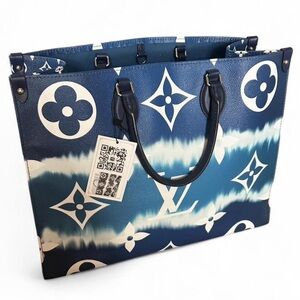 ~Louis Vuitton Escale OnTheGo GM Tote~